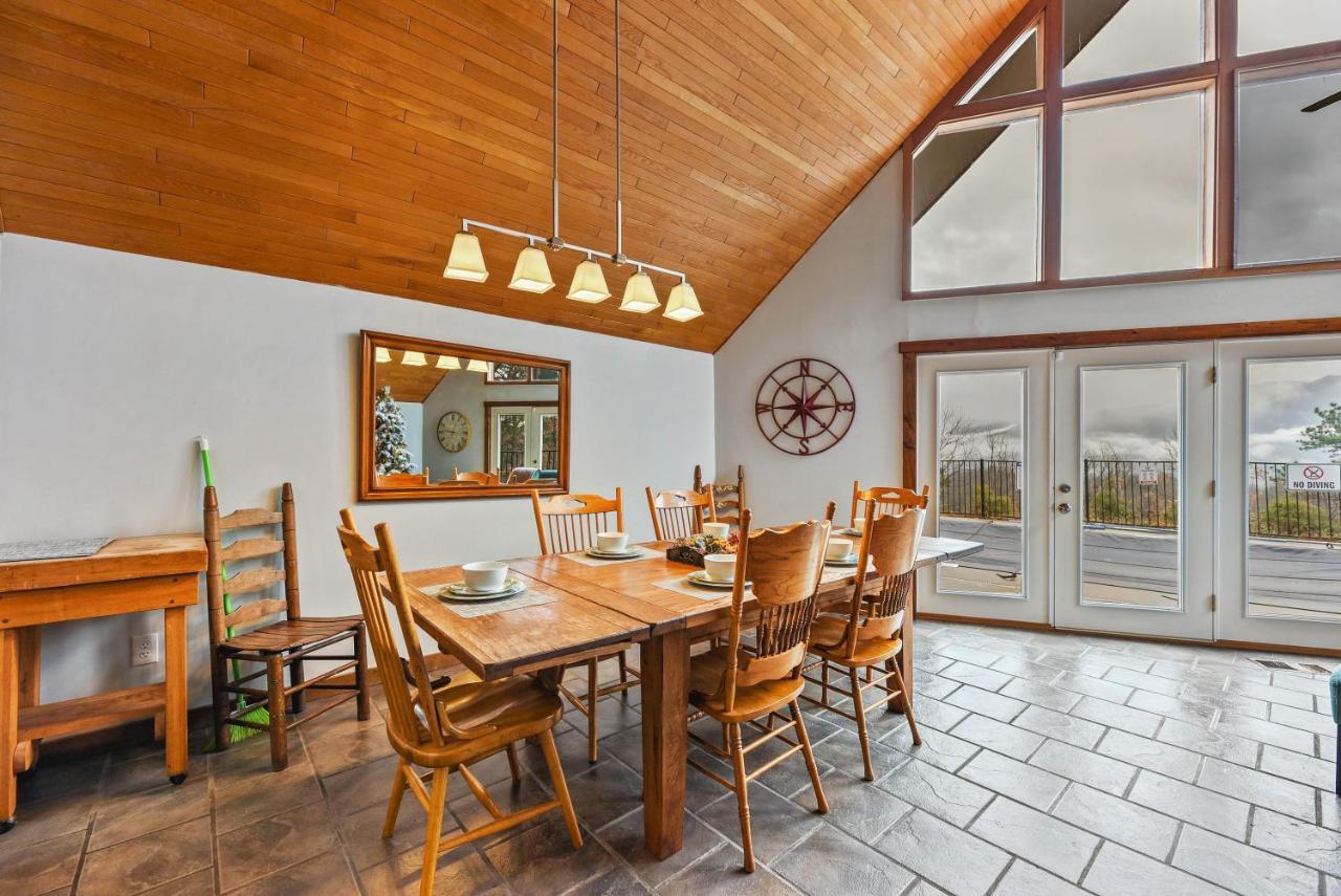 Smokystays Private Pool Chalet 蓋特林堡 外观 照片